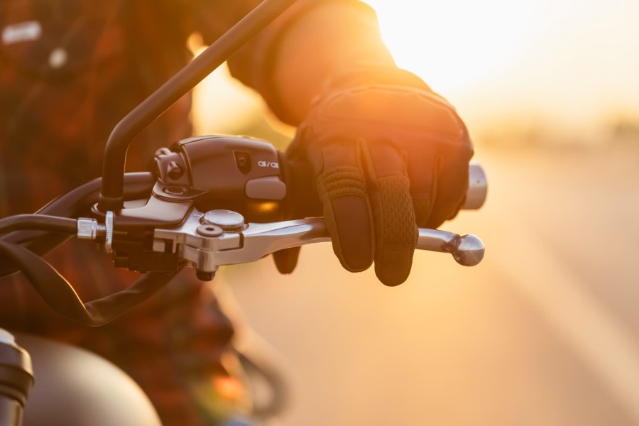 バイクのブレーキが効かねえ時はここを見ろっちゅー話。